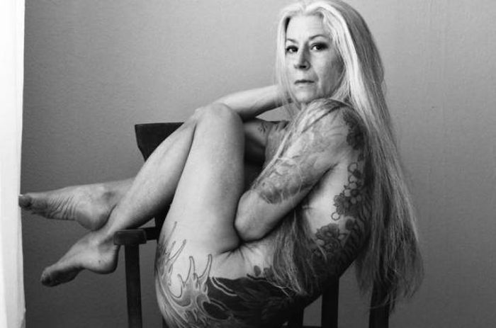 56-летняя любительница татуировок из Техаса 