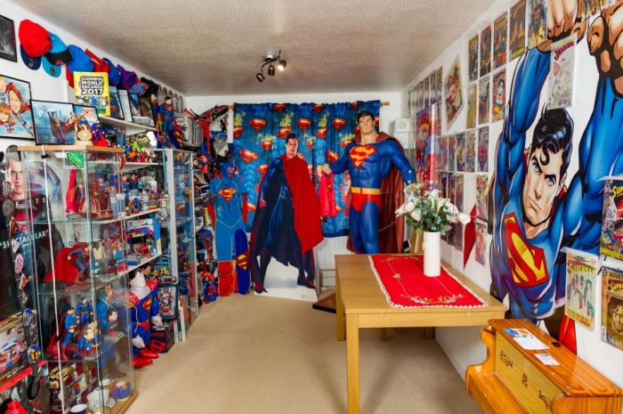 Британский фанат Супермена попал в «Книгу рекордов Гиннесса» благодаря внушительной коллекции