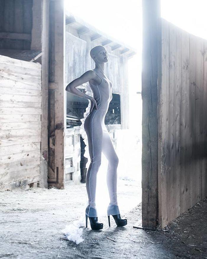 Мелани Гайдос - необычная модель с непростой историей