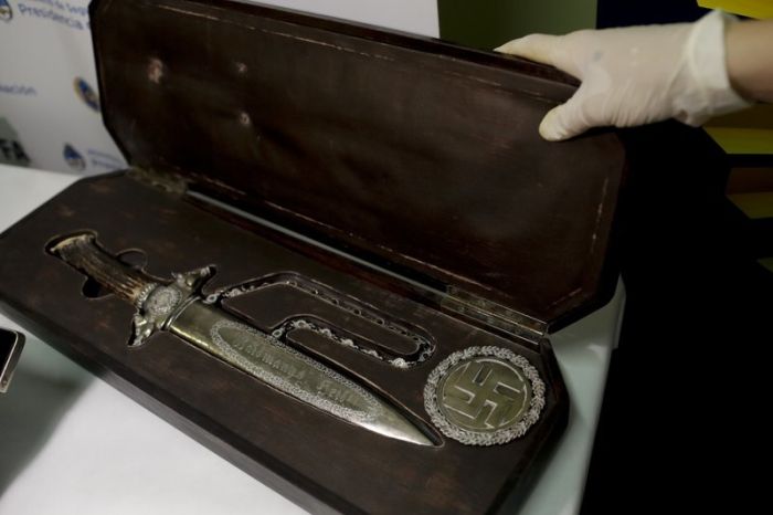 У аргентинского коллекционера обнаружили нацистские артефакты