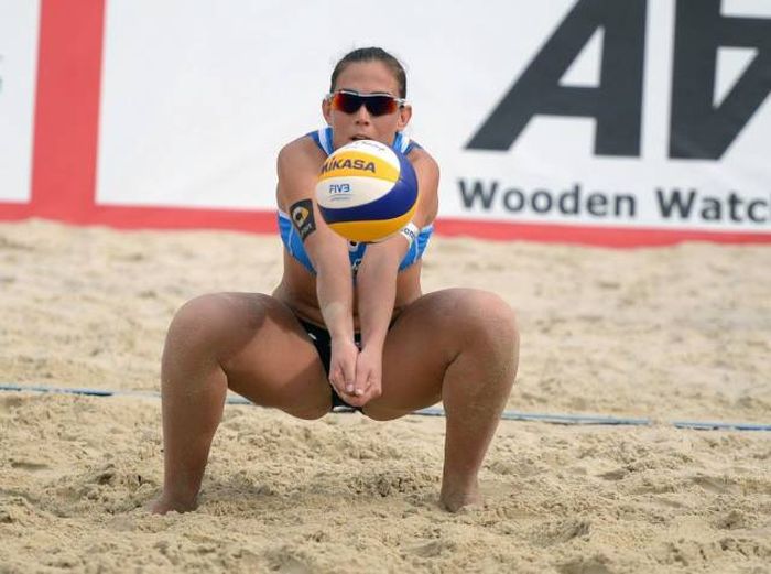 Пляжный женский волейбол 