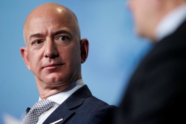 Глава Amazon пробыл самым богатым человеком в мире не более суток