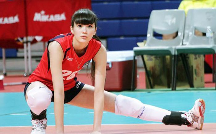 Очаровательная казахская волейболистка Сабина Алтынбекова