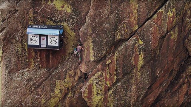 Подвесной магазин для скалолазов в каньоне Эльдорадо