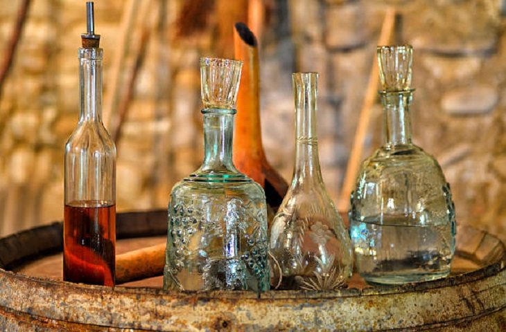 7 лучших алкогольных напитков Древней Руси, которые незаслуженно забыли