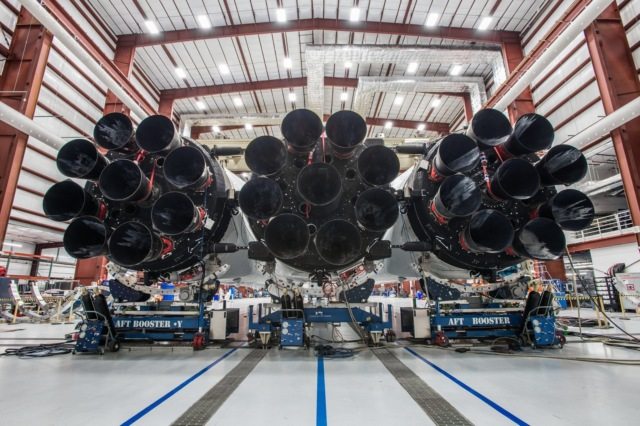Сверхтяжёлая ракета Falcon Heavy от SpaceX