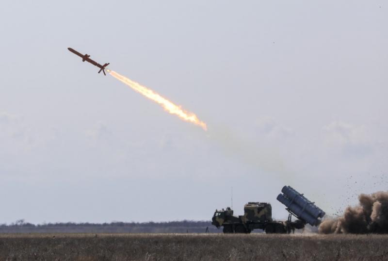 В Украине проведены очередные пуски противокорабельной крылатой ракеты Р-360 «Нептун»