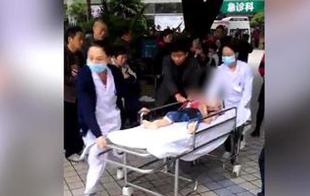 Мужчина облил детей щелочью в детском саду в Китае, пострадал 51 ребенок