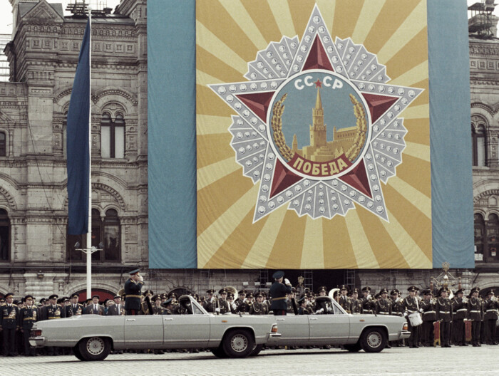 Эволюция 9 мая в СССР и России: от мемориального дня до масштабного военного торжества