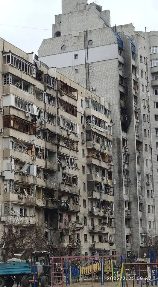 Что стало с повреждённой взрывом многоэтажкой в Киеве