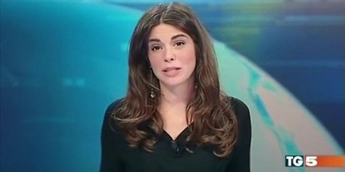 Итальянская телеведущая добавила изюминку в выпуск новостей