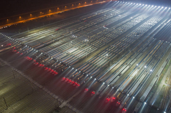 Поезда высокоскоростных пассажирских линий КНР готовы к периоду "Чуньюнь-2017"