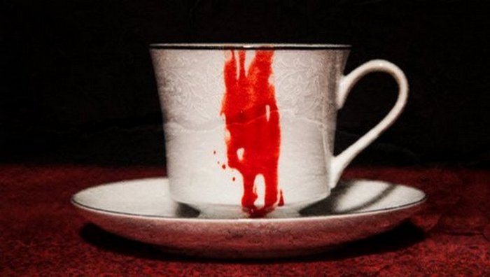 10 холодящих кровь исторических примеров каннибализма и вампиризма