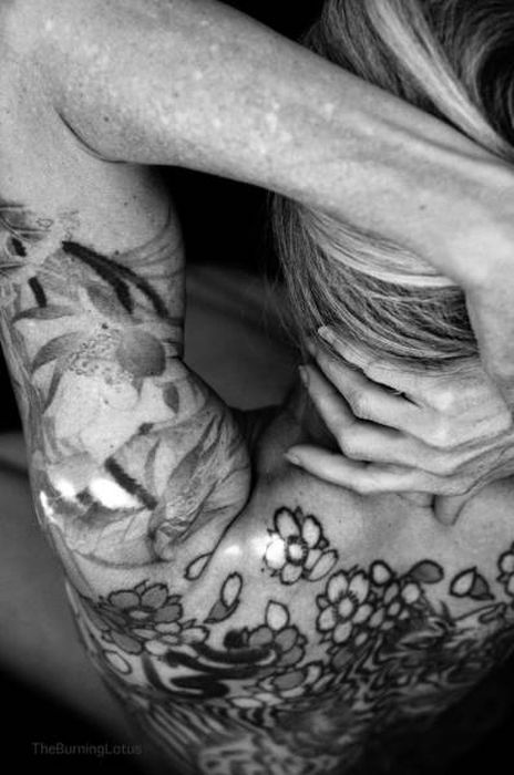 56-летняя любительница татуировок из Техаса 