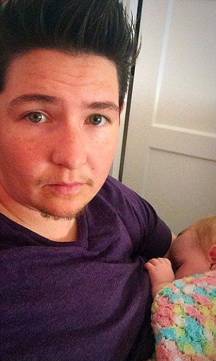 Трансгендерный мужик родил ребенка вместо жены