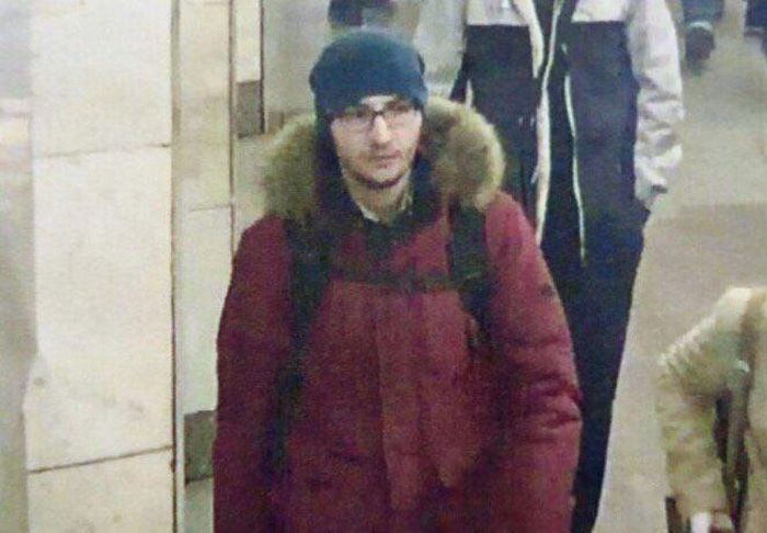 В причастности к теракту в питерском метро подозревают 23-летнего Акбаржона Джалилова