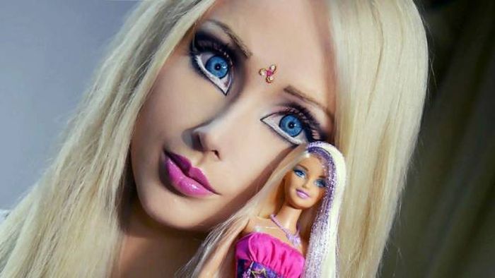 Украинская Барби Валерия Лукьянова без макияжа