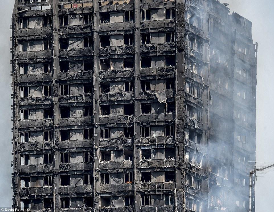 24-этажное здание целиком сгорело в Лондоне
