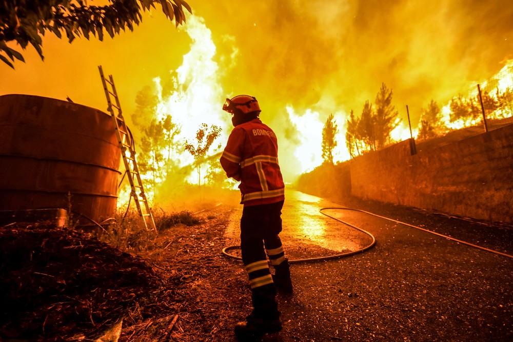 Португалия в огне