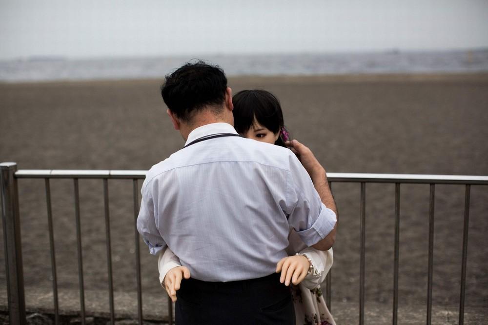 Тян нужны, но резиновые: почему японские мужчины предпочитают искусственных женщин