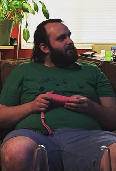 Мужчина похудел на 40 кг, играя в Pokemon Go