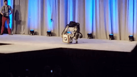 Робот Atlas компании Boston Dynamics упал во время презентации