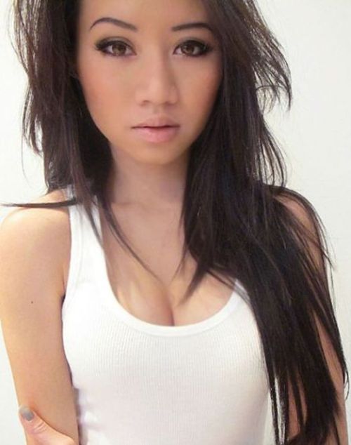 Симпатичные азиатские девушки