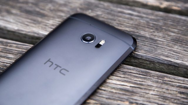 Google объявил о приобретении части мобильного бизнеса HTC за миллиард долларов