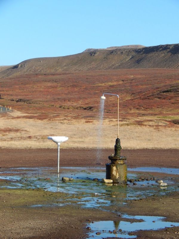 В Исландии находится самый открытый в мире душ 