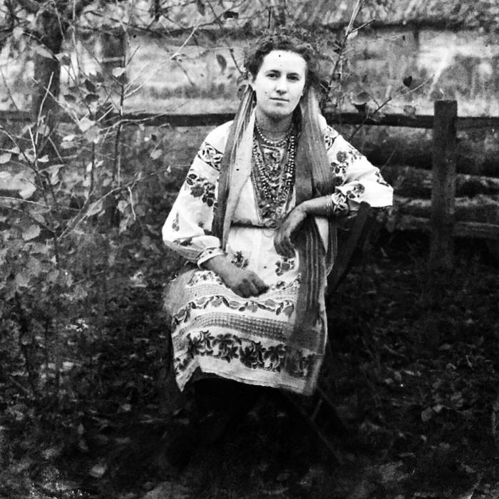 Бабушка Ксении Собчак Феодосия, 1944 год, Украина, СССР