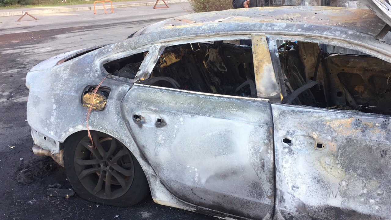 Снова в Запорожье сожгли машину, что не так?