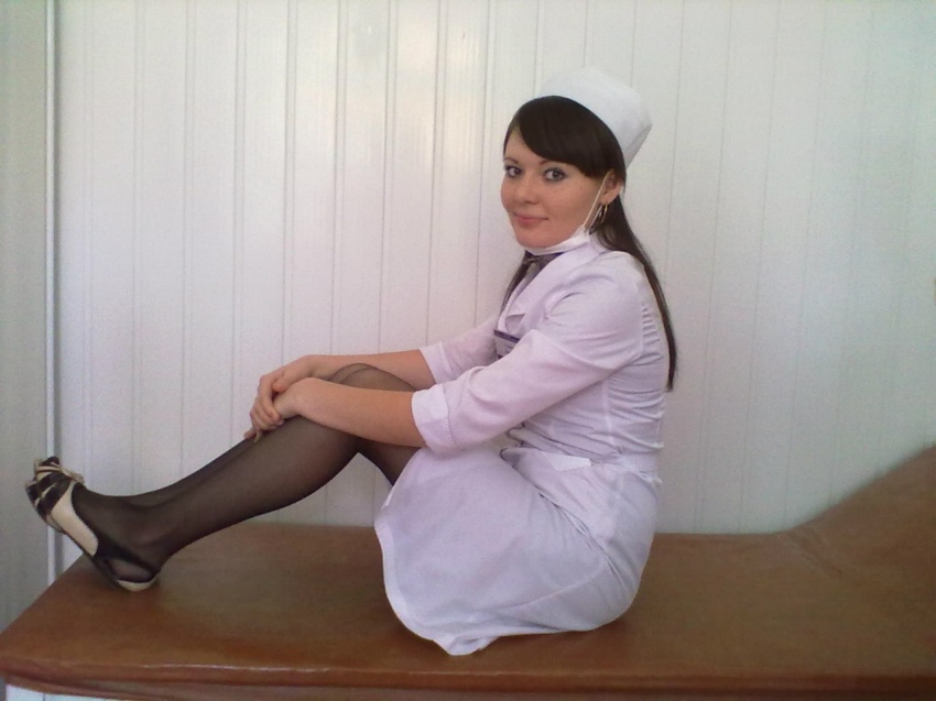 Медсестрички в чулочках