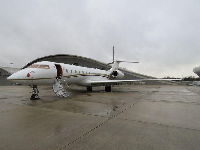 В Великобритании в частном самолете обнаружили кокаин на 70 млн долларов