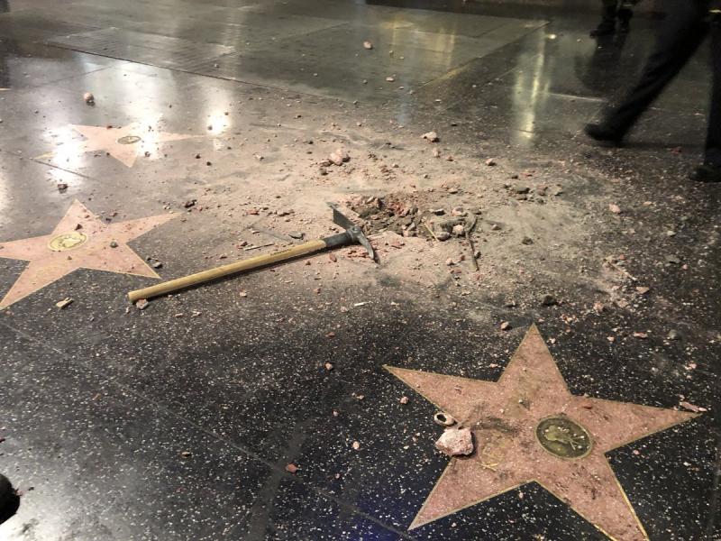 В Голливуде на «Аллее славы» вандалы снова разбили звезду Дональда Трампа
