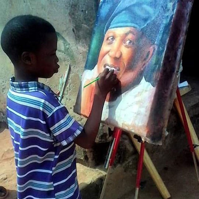 Красиво рисует паренек из Нигерии