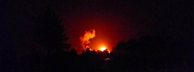 Взрыв склада боеприпасов в Ичне. Эвакуировано более 10 тыс. людей (фото + видео)