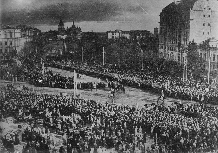 Как 100 лет назад объединилась Украина