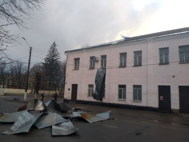 Фото последствий урагана 22 марта 2019 года в Полтаве, Чернигове и Днепре
