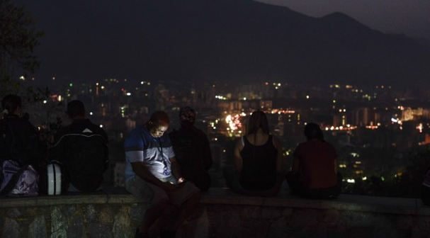 В Венесуэле произошло очередное масштабное отключение электричества
