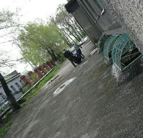 Из-за визита министра в Новокузнецке медработникам пришлось нести по улице труп