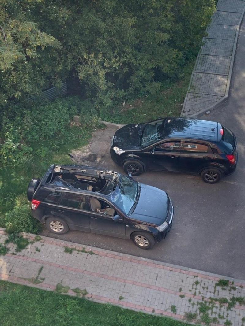 Чудо в Раменском - мужчина выжил после падения с 13-го этажа на припаркованный автомобиль