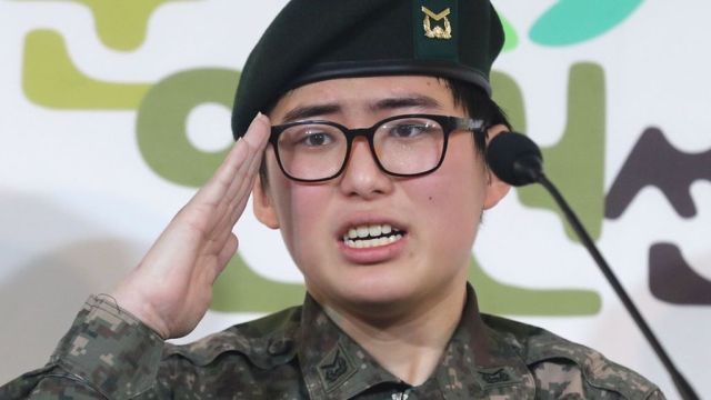 Как изменилась жизнь молодого южнокорейского солдата, после поездки в Таиланд