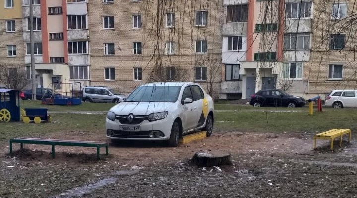Чемпион Минска по упоротой парковке