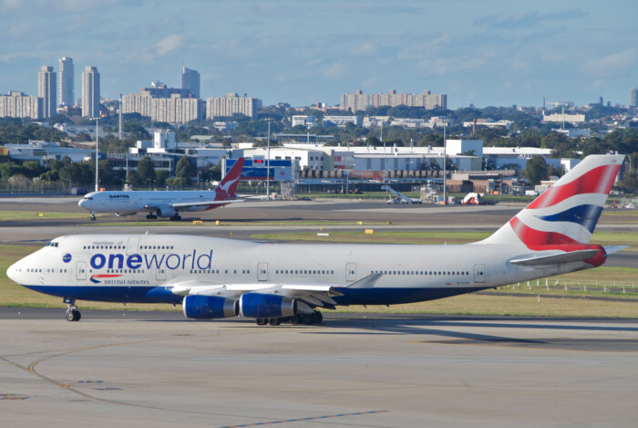 Boeing 747 долетел из Нью-Йорка в Лондон за рекордно короткое время благодаря урагану