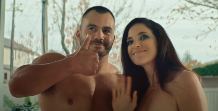 Власти Новой Зеландии сделали рекламу c порноактёрами о том, как говорить с подростками о порно и его отличиях от жизни