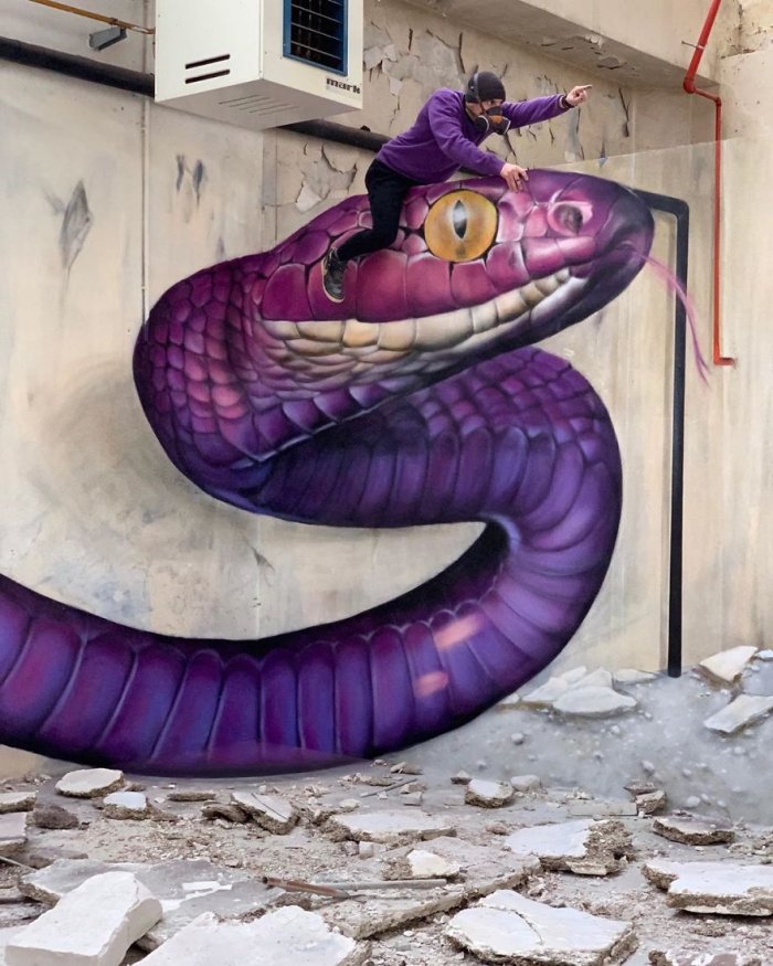 Художник превращает ветхие стены в потрясающие 3D-граффити
