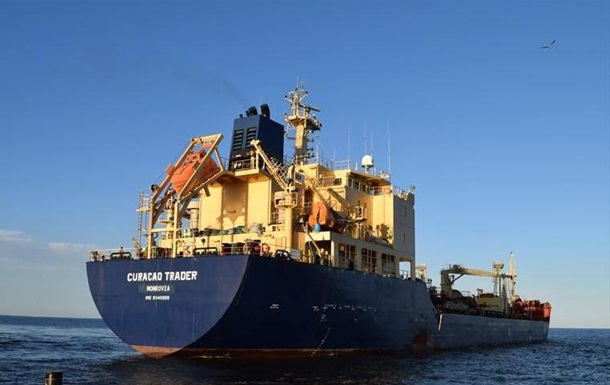 Пираты атаковали танкер с украинцами на борту у берегов Нигерии