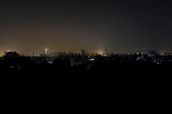 В Пакистане произошло отключение электричества, большая часть страны провела ночь без света