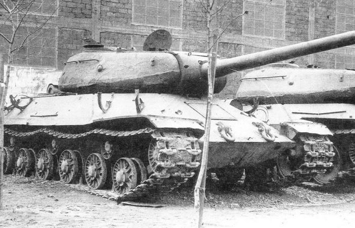 СТ-1: единственный советский танк, который мог получить две пушки
