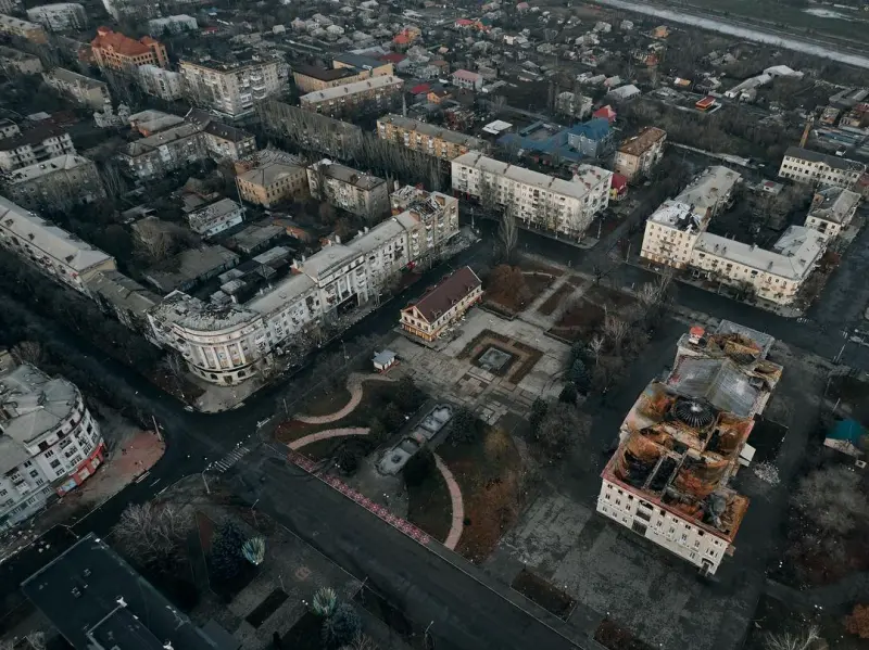 Как выглядит самая горячая точка Украины — прифронтовой Бахмут.